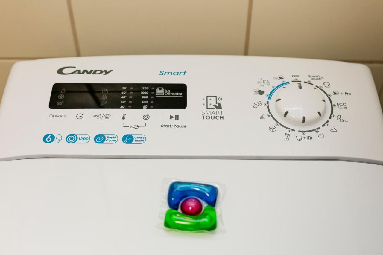 Chmielna - 250M Od Zlotych Tarasow, 350M Od Dworca Centralnego - Wifi - Smart Tv 55 Cali - Better Rental ワルシャワ エクステリア 写真